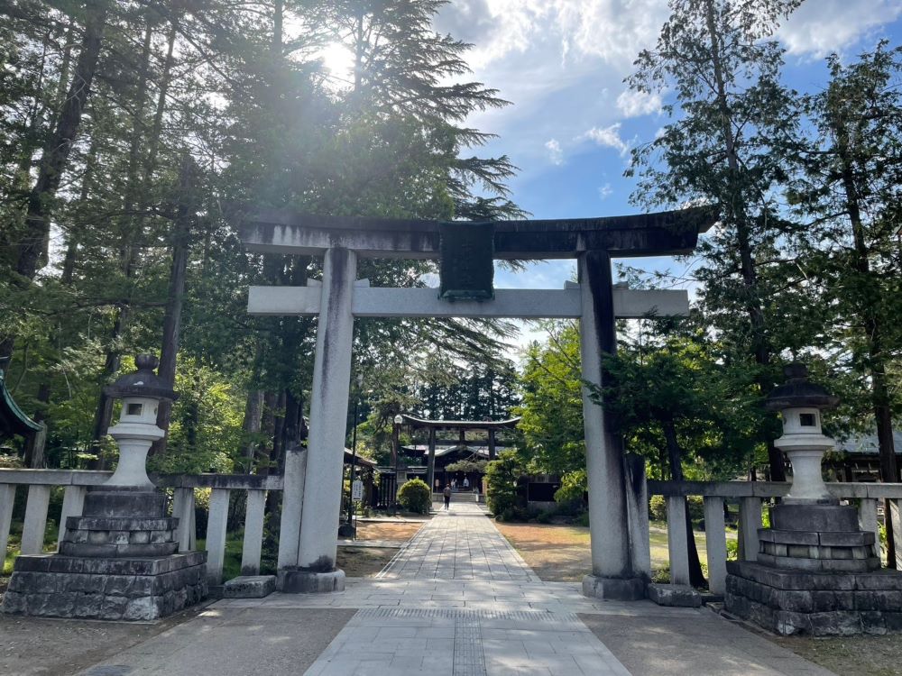 上杉神社 鳥居