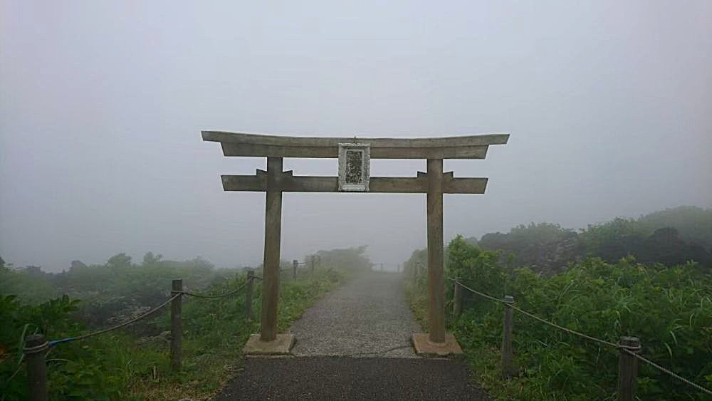 三原神社 鳥居