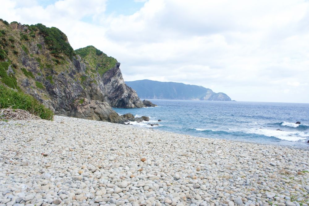 ホノホシ海岸 丸い石の海岸