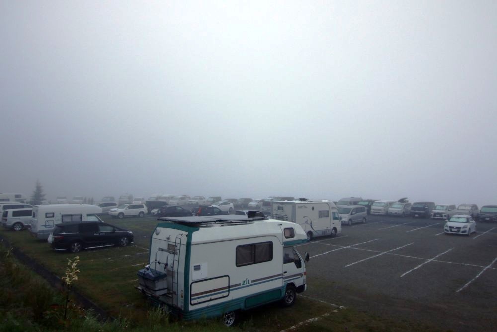 美ヶ原高原美術館 駐車場の霧