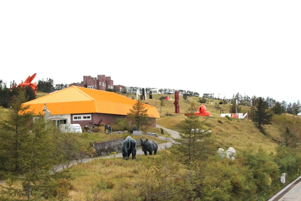 美ヶ原高原美術館 屋外展示場