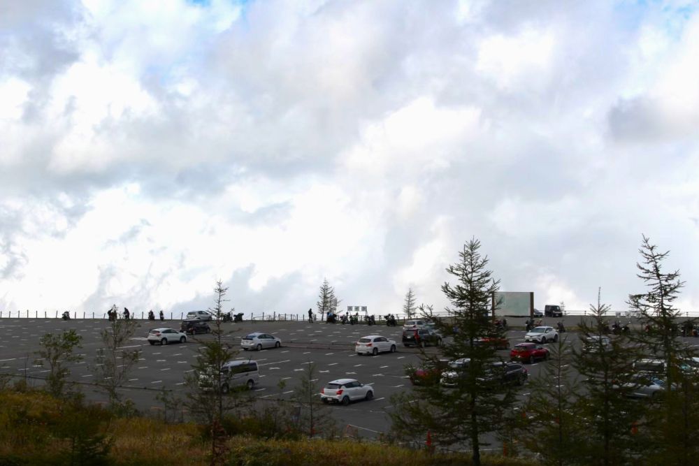 美ヶ原高原美術館 駐車場