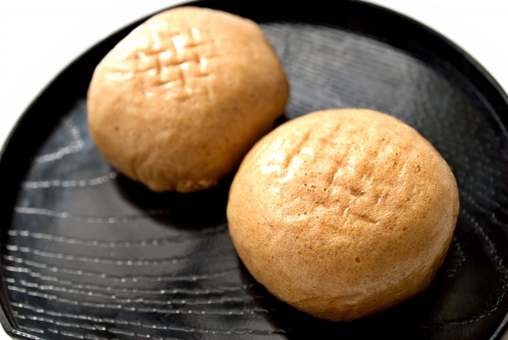 温泉まんじゅう 