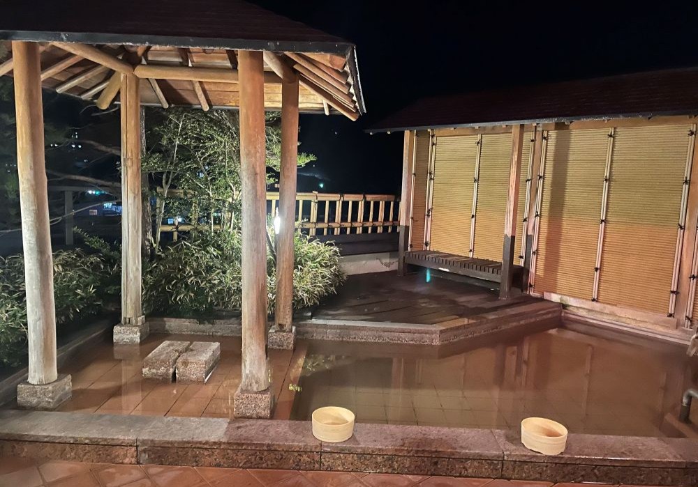 かみのやま温泉 有馬館 貸切展望風呂