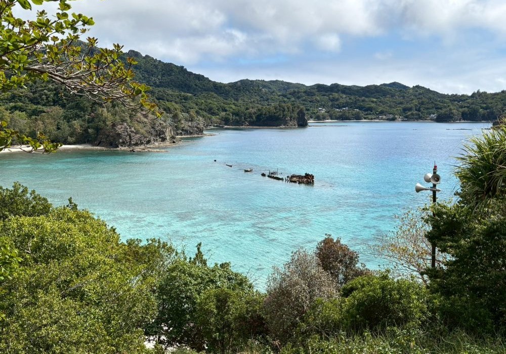 境浦海岸 沈没船「濱江丸」