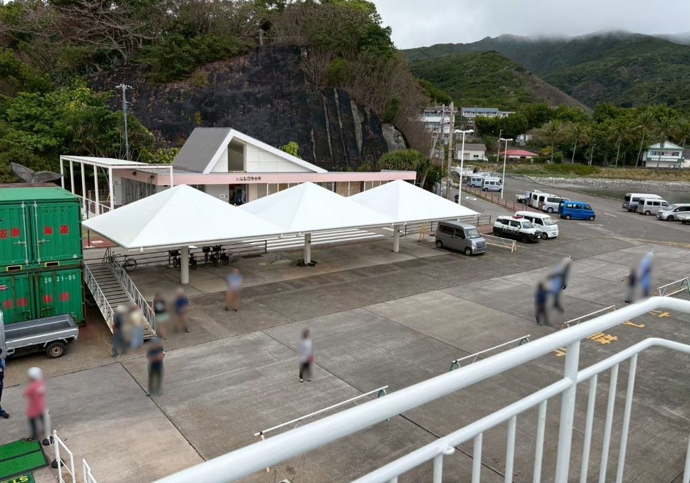 ははじま丸から眺める沖港船客待合所
