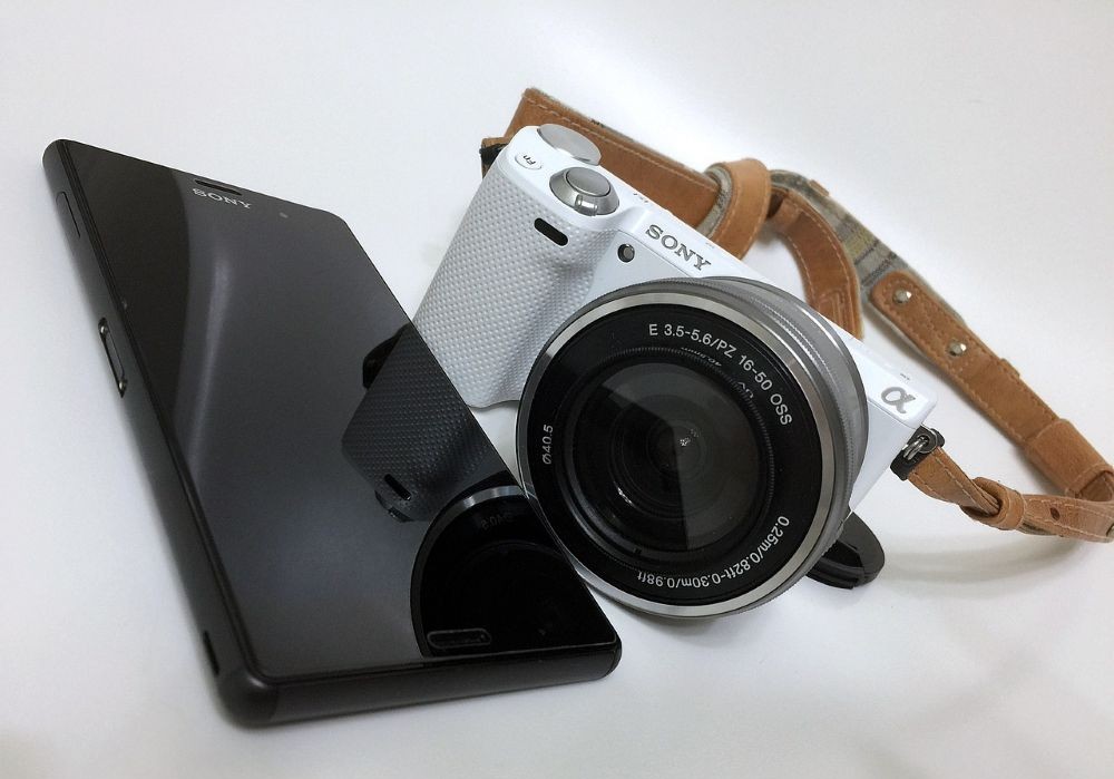 SONYのスマホとミラーレス
